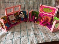 polly pocket art studio
